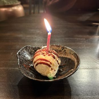 Blufish Sushi Bistro - Schaumburg - Japanese Near Me - Schaumburg, Illinois