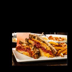 The Londoner Pub Dallas - Reuben sandwich