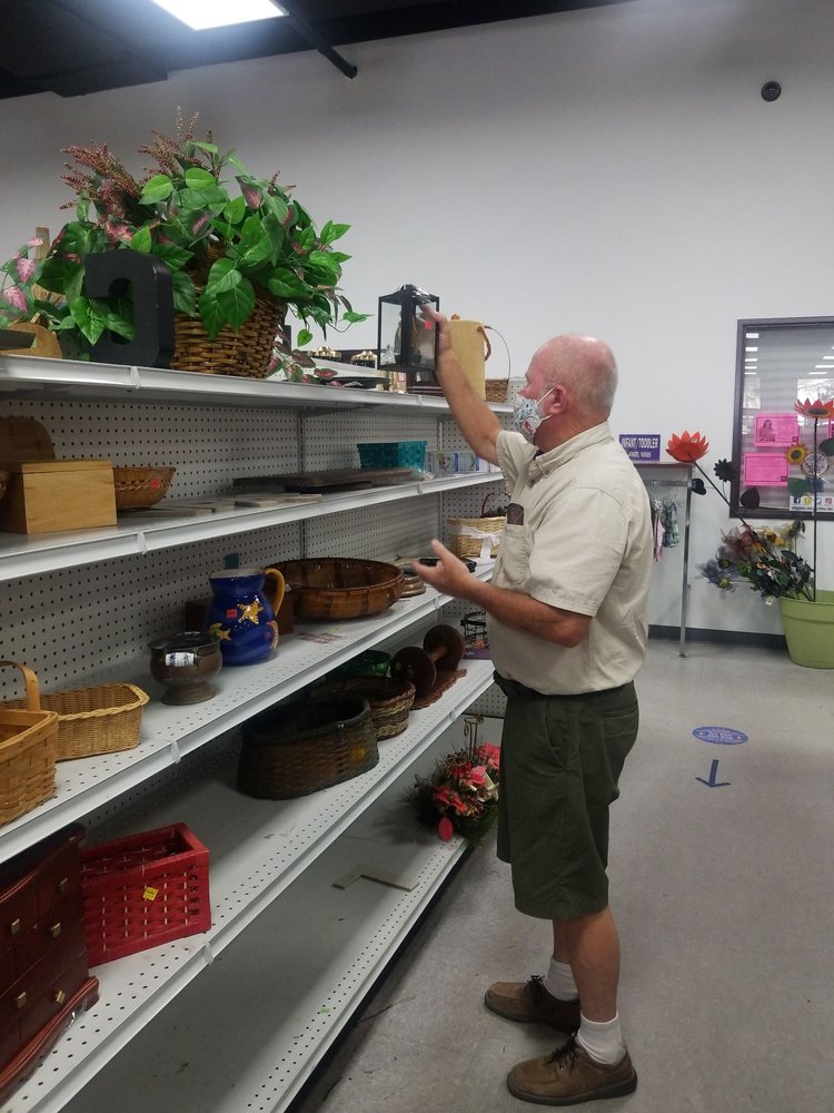 GOODWILL THRIFT STORE AND DONATION CENTER Updated May 2024 18