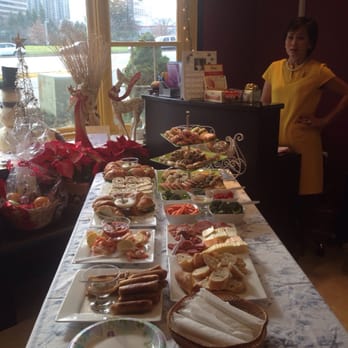 Skyline Salon - Thai appreciating clients at the holidays - Skin Care Near Me - Alexandria, Virginia Skyline Salon - Thai appreciating clients at the holidays - Skin Care Near Me - Alexandria, Virginia