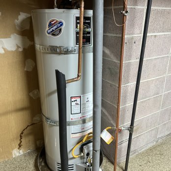 Drummer Plumber - New Bradford White 50 gallon gas fired water heater replacement. - Plumbing Near Me Drummer Plumber - New Bradford White 50 gallon gas fired water heater replacement. - Plumbing Near Me