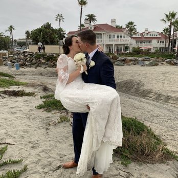 Coronado Beach Weddings - Wedding Planning Near Me - Coronado, California Coronado Beach Weddings - Wedding Planning Near Me - Coronado, California