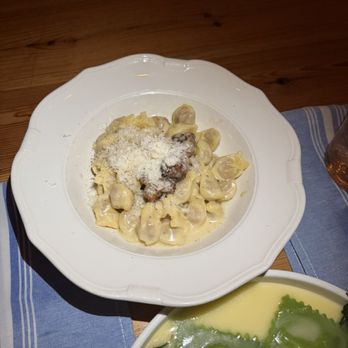 Yeppa - TORTELLINI CON CREMA DI PARMIGIANO - Italian Near Me - Atlanta, Georgia Yeppa - TORTELLINI CON CREMA DI PARMIGIANO - Italian Near Me - Atlanta, Georgia