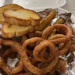 Dr Benzie's Pizza - Combo basket, you choose 4.  Very good!