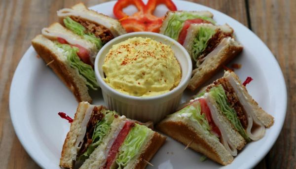 Bryson's Irish Pub by null