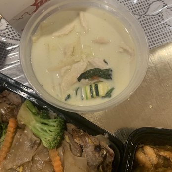 THAI PEPPER - Green Curry - Thai Near Me - Sun Valley, California THAI PEPPER - Green Curry - Thai Near Me - Sun Valley, California