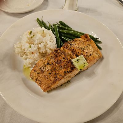 Petite Violette by null