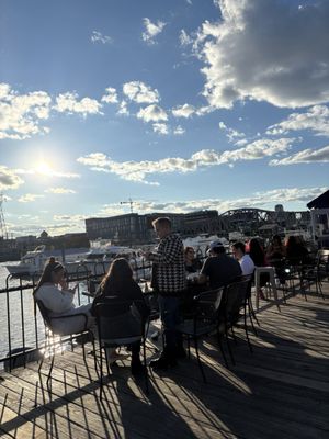 The Hot Club by null