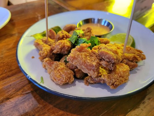 BASIL CANTEEN by null