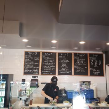 Poke Chop - Where you place your order - Poke Near Me - Encinitas, California Poke Chop - Where you place your order - Poke Near Me - Encinitas, California