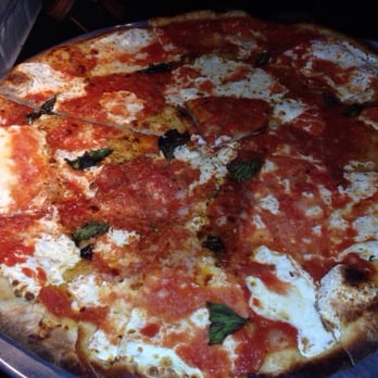 Juliana's - Margarita Pizza - Pizza Near Me - Brooklyn, New York