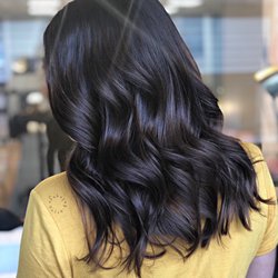 Avenue Beauty Bar