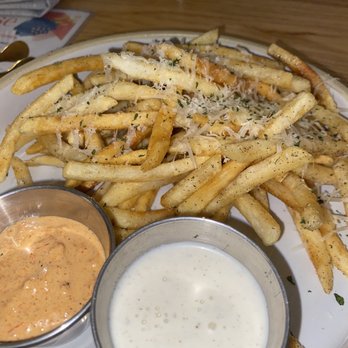 Hen House - Wine Bars Near Me - Memphis, Tennessee Hen House - Wine Bars Near Me - Memphis, Tennessee