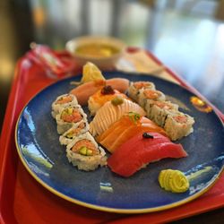 KimBob-Rex - Sushi plate
