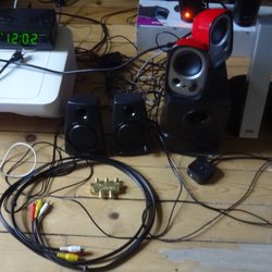 La Source - Printer,survivor speaker set subwoofer,speakers with mega bass include version,//with bass,//with no bass,4 TV to 1 machine péritel splitter