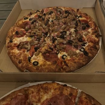 Parkside Pizza - Pizza Near Me - El Portal, California Parkside Pizza - Pizza Near Me - El Portal, California