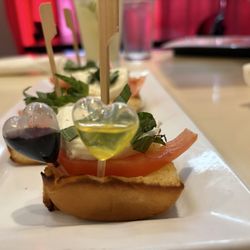 Uncle Bo's Pupu Bar & Grill - Bruschetta