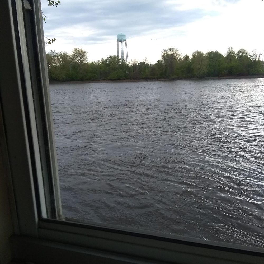 Cooper's Riverview - Bars Near Me - Trenton, New Jersey