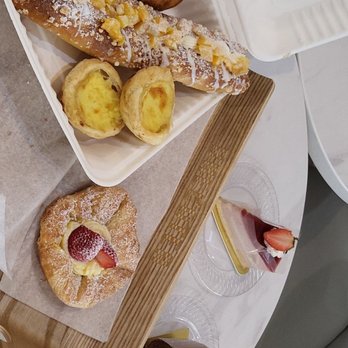 Brecotea - Pastries and desserts (custard Danish, mango stick, egg tarts, chocolate pastry, chocolate Swiss role, strawberry mousse cheesecake) - Bubble Tea Near Me - Cary, North Carolina Brecotea - Pastries and desserts (custard Danish, mango stick, egg tarts, chocolate pastry, chocolate Swiss role, strawberry mousse cheesecake) - Bubble Tea Near Me - Cary, North Carolina