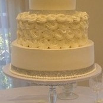 Anoush Catering - Wish I had taken pictures of the incredible spread but all I got was a photo of the gorgeous cake. - Caterers Near Me - Glendale, California Anoush Catering - Wish I had taken pictures of the incredible spread but all I got was a photo of the gorgeous cake. - Caterers Near Me - Glendale, California