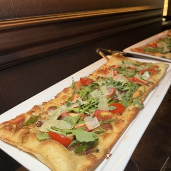 Flight Club - Garden Vegetable Flatbread - Venues & Event Spaces Near Me - Philadelphia, Pennsylvania Flight Club - Garden Vegetable Flatbread - Venues & Event Spaces Near Me - Philadelphia, Pennsylvania