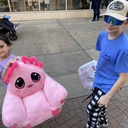 Arcade City Branson - The kids carting off their hard-earned loot! Lol