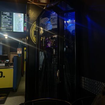 Slasher Pizza - Pizza Near Me - Riverside, California Slasher Pizza - Pizza Near Me - Riverside, California