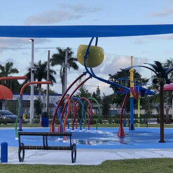 Waters Edge Park - Parks Near Me - Tamarac, Florida