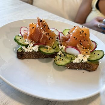Pura Vida Miami - AVOCADO SMASH - Breakfast & Brunch Near Me - North Miami Beach, Florida Pura Vida Miami - AVOCADO SMASH - Breakfast & Brunch Near Me - North Miami Beach, Florida