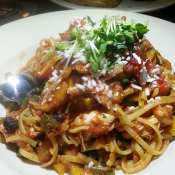 bellagreen - southwest house-roasted chicken pasta - American Near Me - Houston, Texas