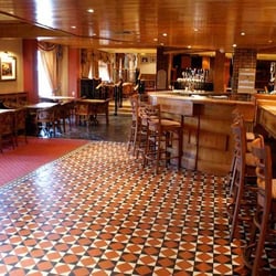 The White House Hotel - White House Hotel Roscommon - Bar