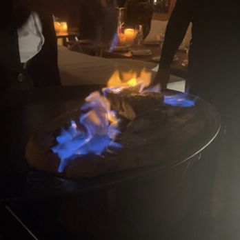 Taboo Cancun - Salmon presentation - Mediterranean Near Me - Cancún, ROO