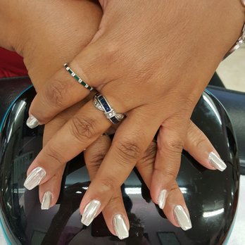 Lovely Nails Studio - Great shop! Friendly. They do chrome nails too. - Nail Salons Near Me - Lawndale, California