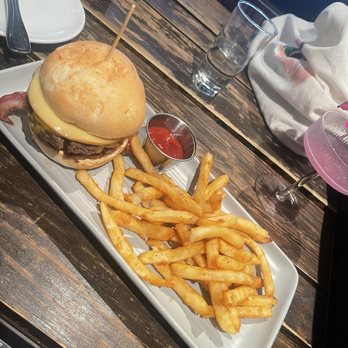 Wye Hill Kitchen & Brewing - Breweries Near Me - Raleigh, North Carolina