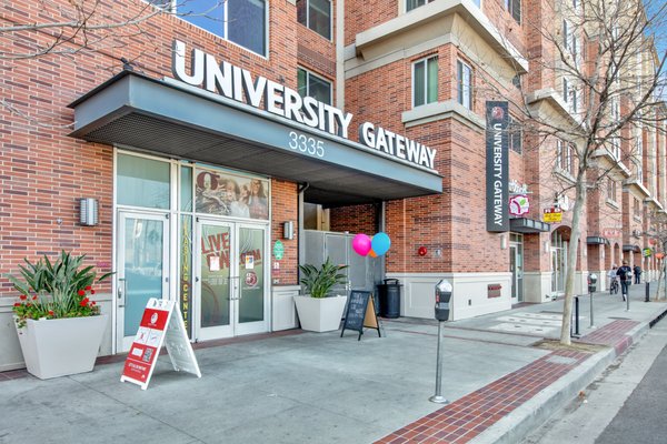 University Gateway by null