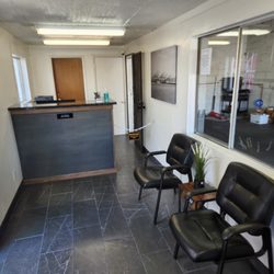 EZ Star Smog Oakland - Check out our newly remodeled waiting room!