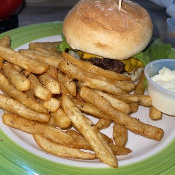 Green Parrot Grille - American Near Me - Virginia Beach, Virginia Green Parrot Grille - American Near Me - Virginia Beach, Virginia