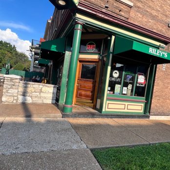 Riley's Pub - Outside - Irish Near Me - Saint Louis, Missouri Riley's Pub - Outside - Irish Near Me - Saint Louis, Missouri