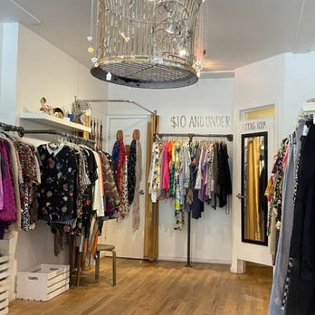 AuH2O - Women's Clothing Near Me - New York, New York