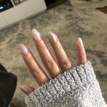 CLEO Nail Bar - Nail Salons Near Me - Pasadena, California