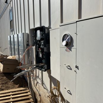 United Electric - Battery, solar charger, and electrical panel install with generator back up a 100% off grid install. - Electricians Near Me - Sacramento, California United Electric - Battery, solar charger, and electrical panel install with generator back up a 100% off grid install. - Electricians Near Me - Sacramento, California