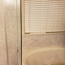 Wall finishing above garden tub Wall finishing above garden tub