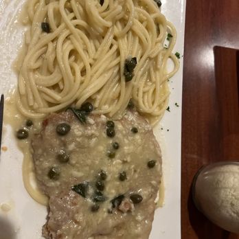 La Bella Tavola - Italian Near Me - Gonzales, Texas