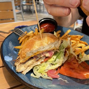 The Lab Collaborative - Jerk chicken sandwich - New American Near Me - Oceanside, California