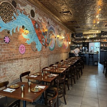 Laut - Thai Near Me - New York, New York Laut - Thai Near Me - New York, New York