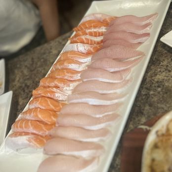 Maru Sushi Bar - Salmon belly and Yellowtail Belly - Sushi Bars Near Me - Los Angeles, California