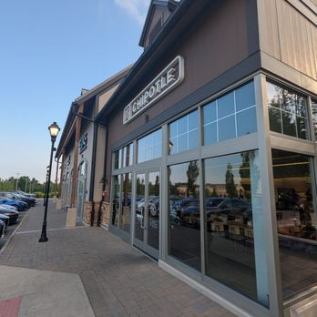 Chipotle Mexican Grill - Outside - Fast Food Near Me - Montvale, New Jersey