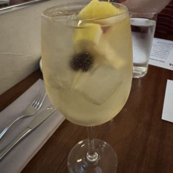 Au Courant - White sangria - Modern European Near Me - Omaha, Nebraska