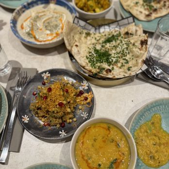 The Crossing, Indian Bistro - Most delicious food. Aloo chat was the best - Restaurants Near Me - Paris The Crossing, Indian Bistro - Most delicious food. Aloo chat was the best - Restaurants Near Me - Paris