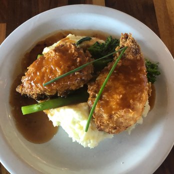 Cliffside Restaurant - Chicken Fried Chicken.  Great tasting stick to your ribs kind of meal! - American Near Me - St George, Utah